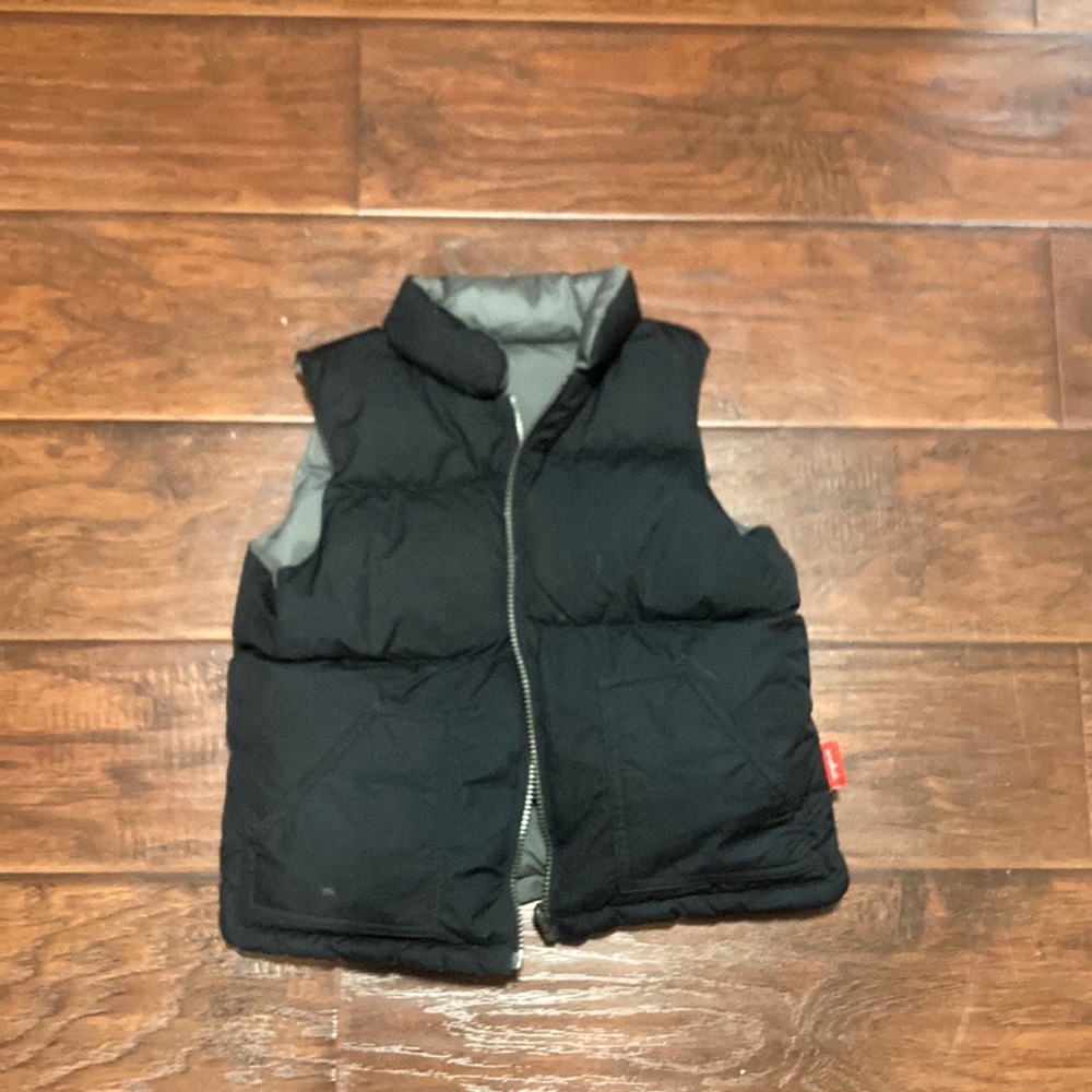 Onekid reversible vest black and grey